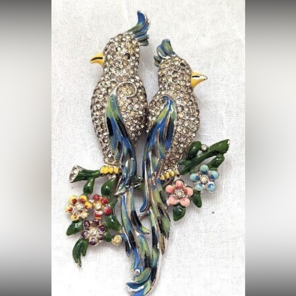 Coro Jewelry - Rare Vintage Estate 1941 Coro Calopsitta Cockatoo Duette Signed Coat/Dress Pin